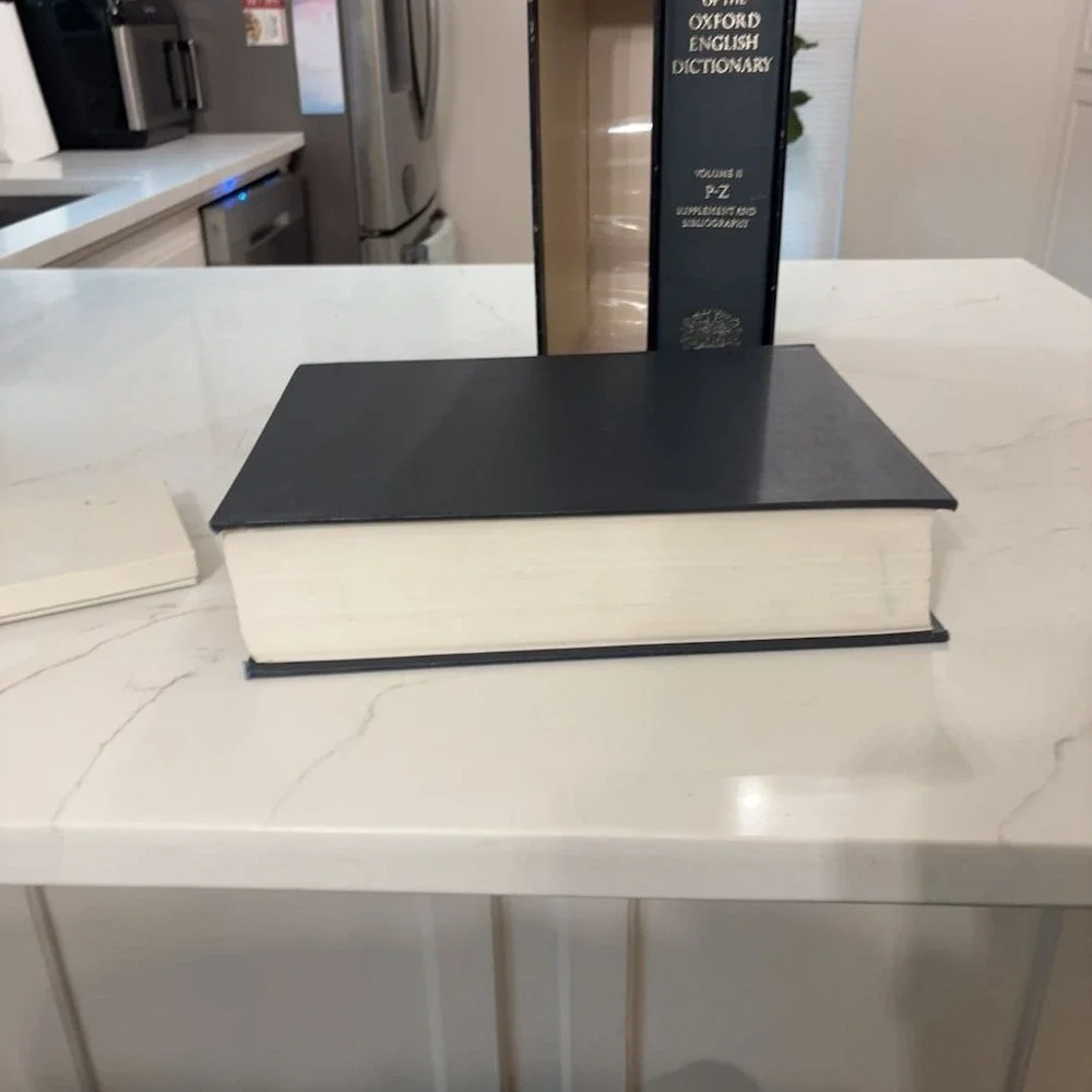 The Compact Edition of the Oxford English Dictionary 2-Volume Set with Slipcase